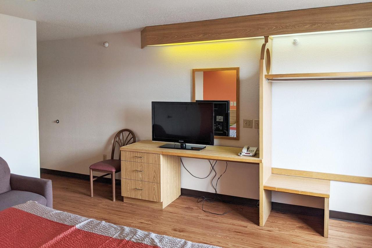Hotel Markle In I-69 ภายนอก รูปภาพ