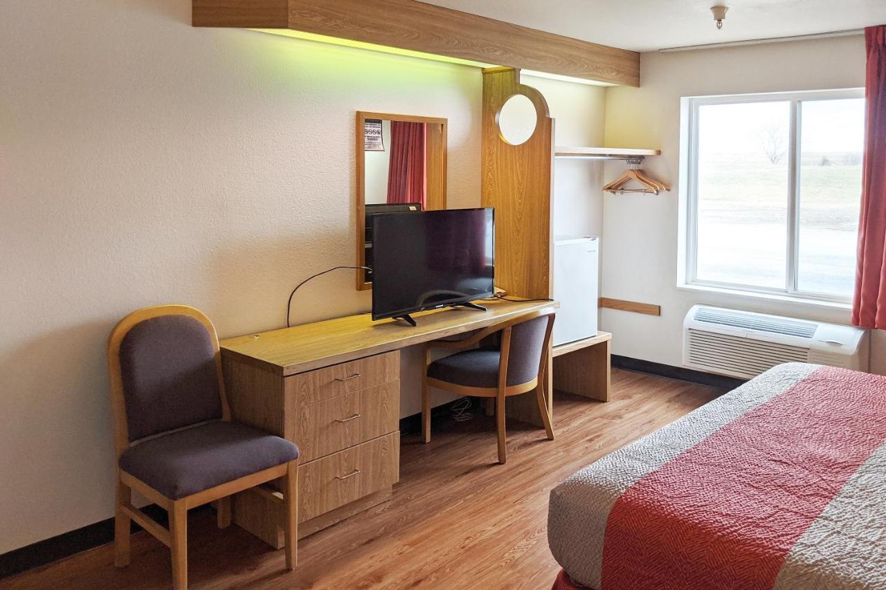 Hotel Markle In I-69 ภายนอก รูปภาพ