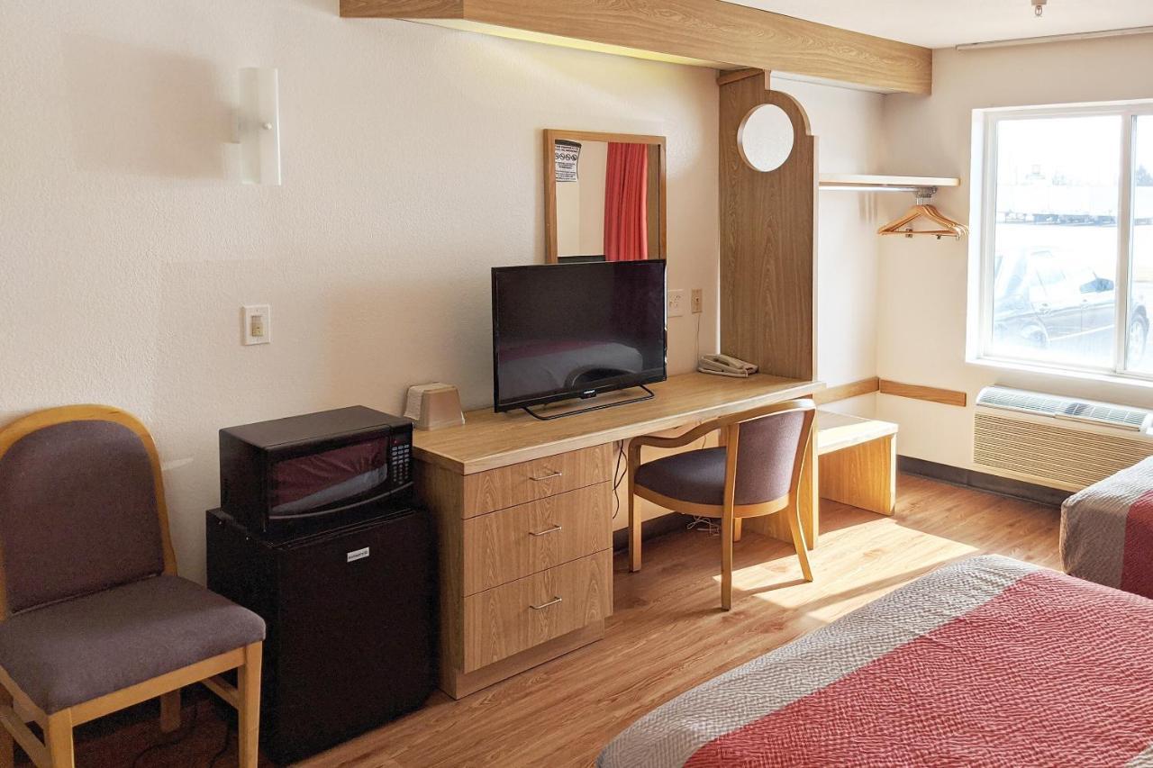 Hotel Markle In I-69 ภายนอก รูปภาพ