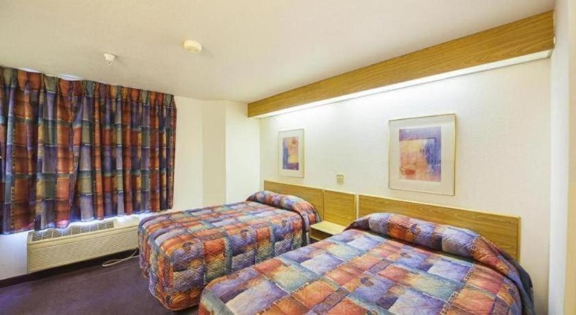 Hotel Markle In I-69 ภายนอก รูปภาพ