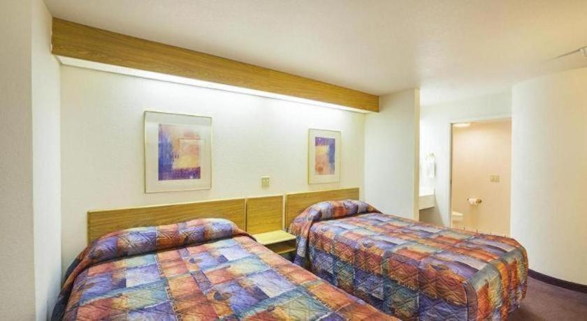 Hotel Markle In I-69 ภายนอก รูปภาพ