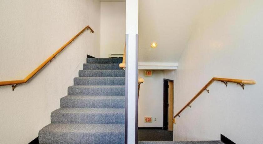 Hotel Markle In I-69 ภายนอก รูปภาพ
