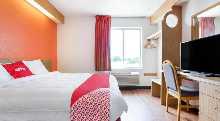 Hotel Markle In I-69 ภายนอก รูปภาพ