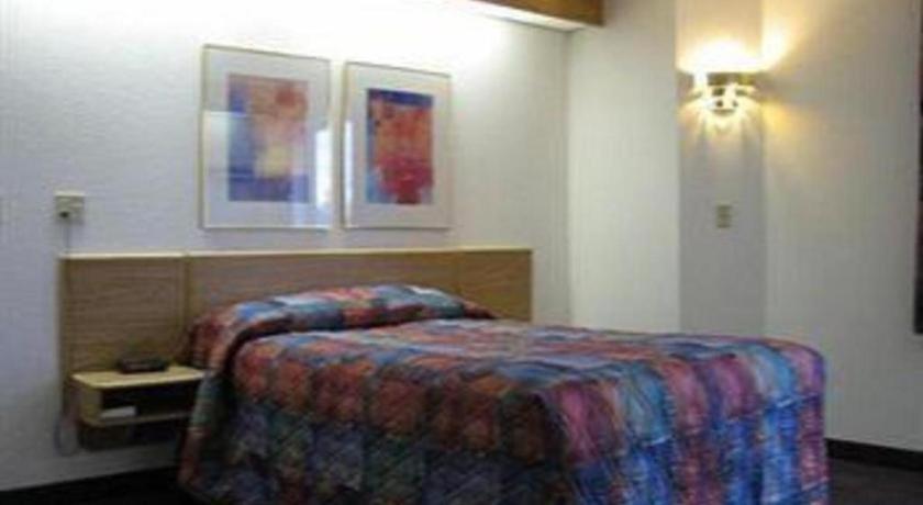 Hotel Markle In I-69 ภายนอก รูปภาพ